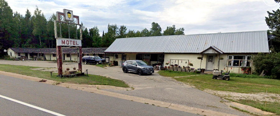 Brattains Motel on M-28 - 2022 Street View - Amazing